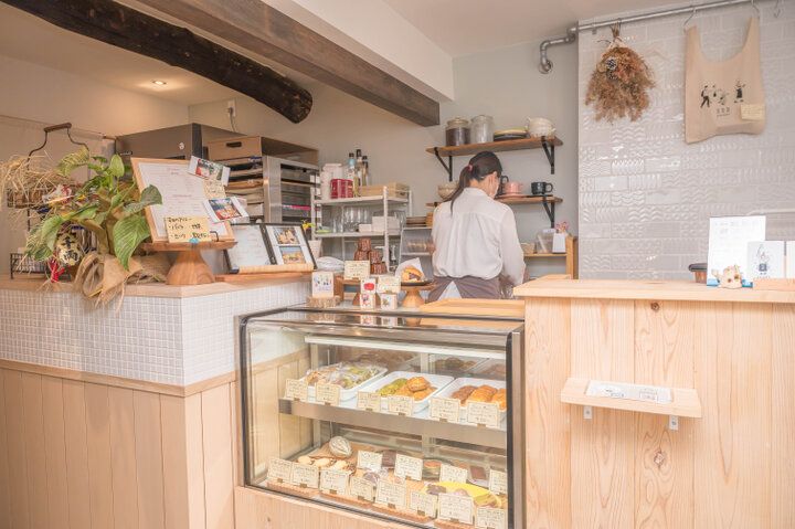 遊び心たっぷりのスイーツで、日常にちょっとしたご褒美を「OYATUSYA 323」