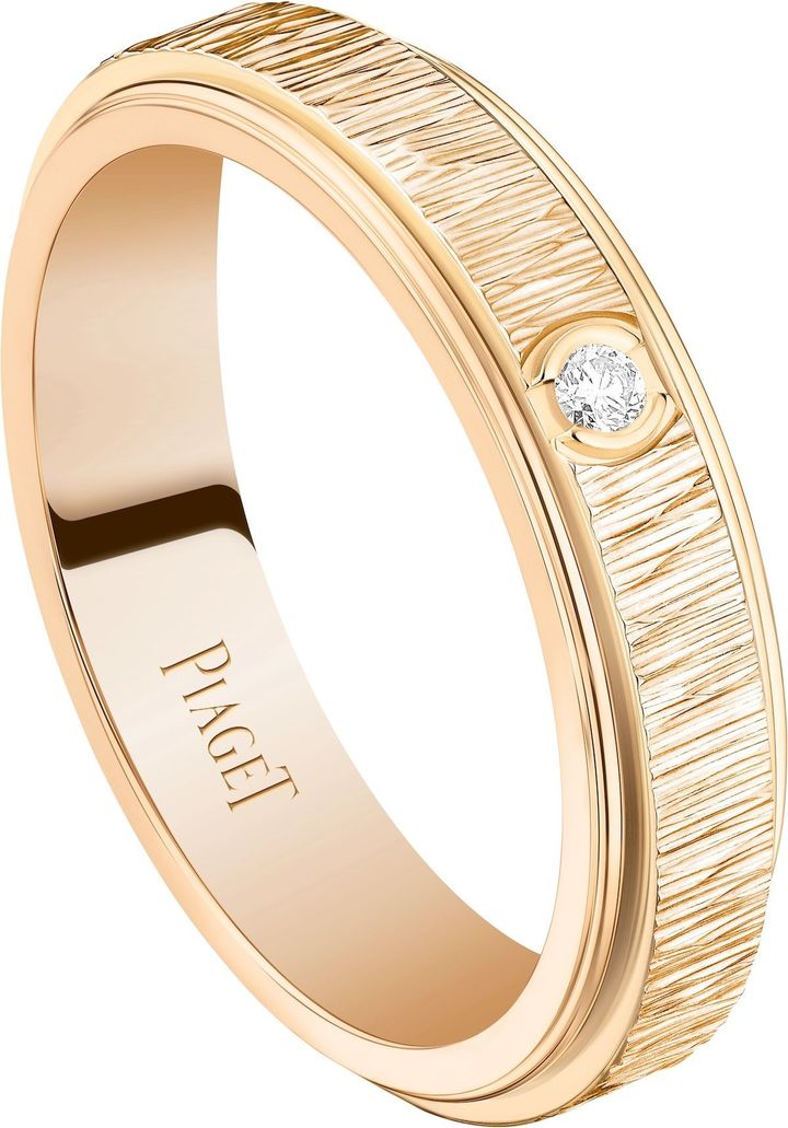 「ポセション」リング（PG×ダイヤモンド）￥378,400／PIAGET（ピアジェ コンタクトセンター）