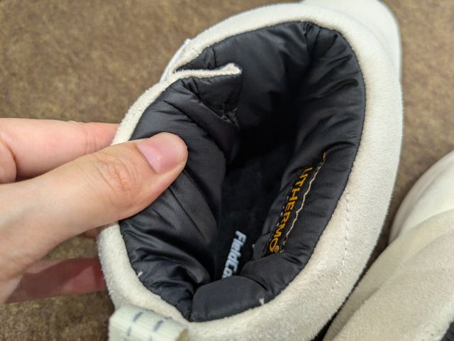 防寒ブーツケベックショートの履き口