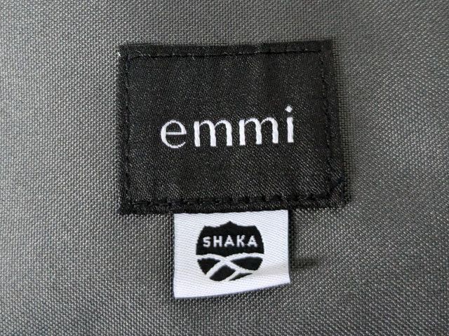 emmiSHAKAロゴマーク