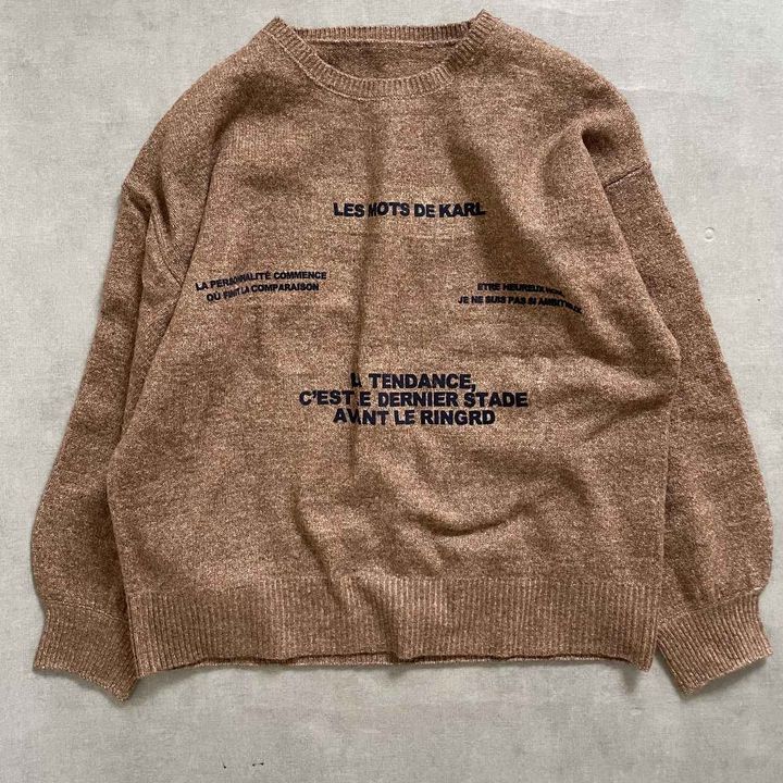 画像: 今年のニットはロゴ入りが豊作