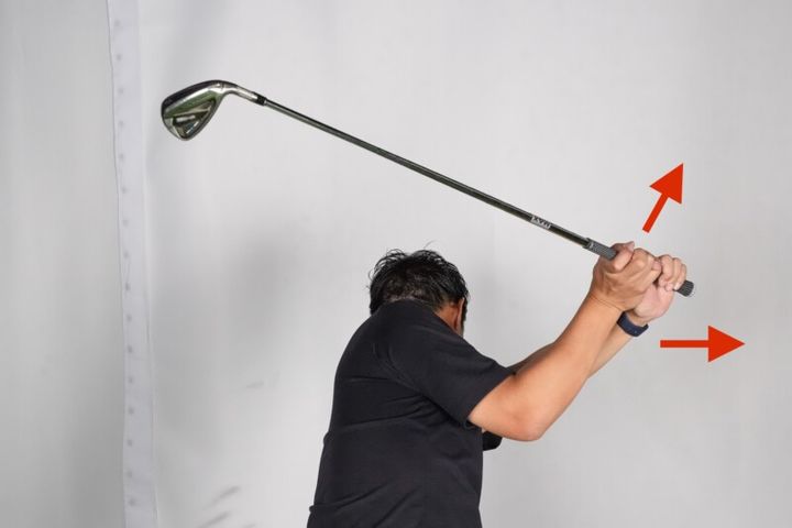 切り返しでの正しい動きはどっち…？大きなエネルギーを生み出すコツを解説