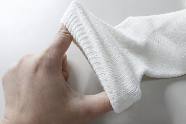 ダイソー おうちケアシェニールかかとソックス 伸縮性