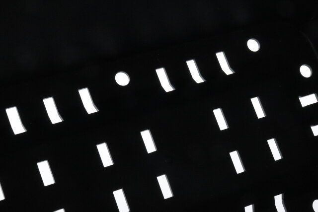 セリア フルーラプランターブラック 水抜き穴