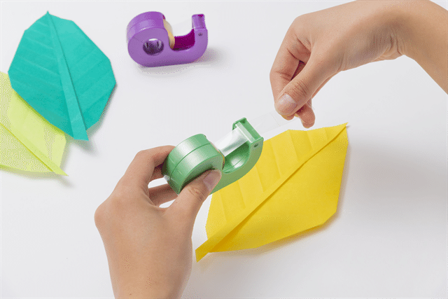 セロテープⓇ小巻カッターつき＜まっすぐ切れるタイプ＞グリーンナノ配合