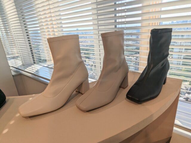 GU「スクエアブーツ」