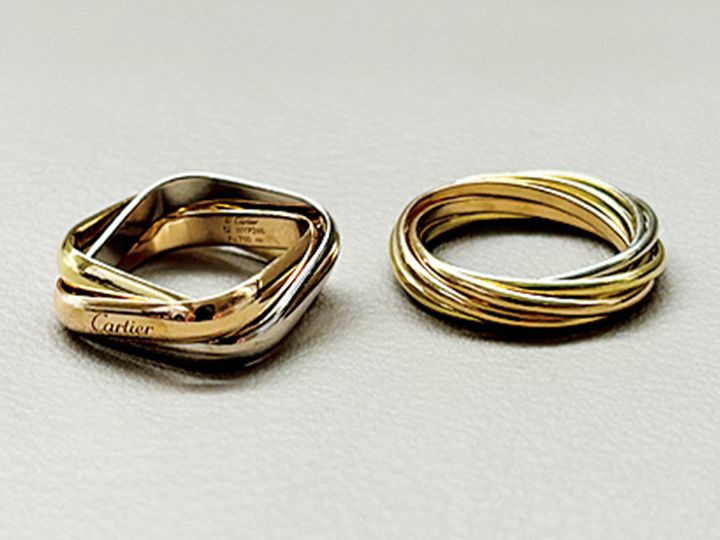 カルティエのトリニティのクッションタイプと5連タイプ