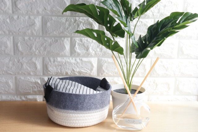 ダイソー 持ち手付フェルト収納（ラウンド、3サイズアソート） 使用例