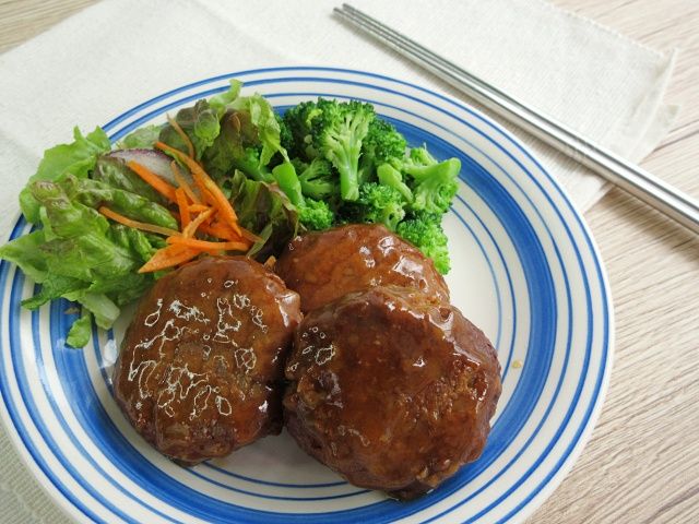 業務スーパー「照り焼きハンバーグ」