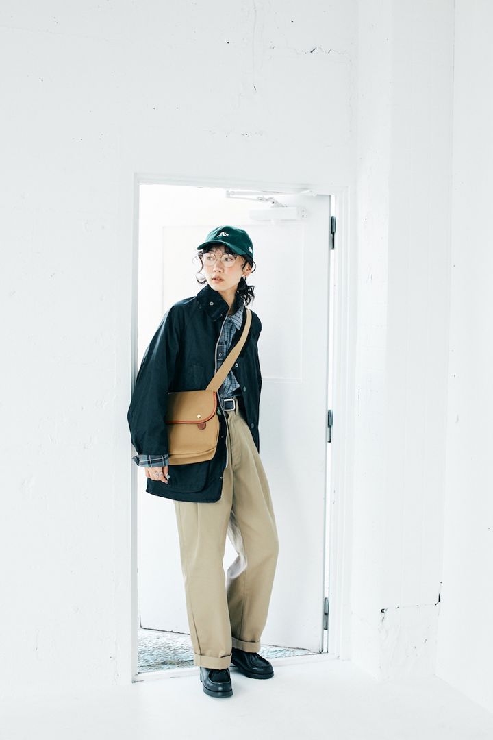 “薄手ジャケット”を羽織ったお手本コーデ5選。短めアウターは着こなしの幅が広い【FUDGE FRIEND おしゃれさんの毎日コーディネート】