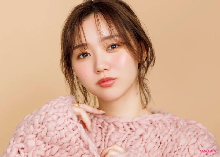 「チーク」であざと顔に！ 印象操作の最旬メイクテクニック_5