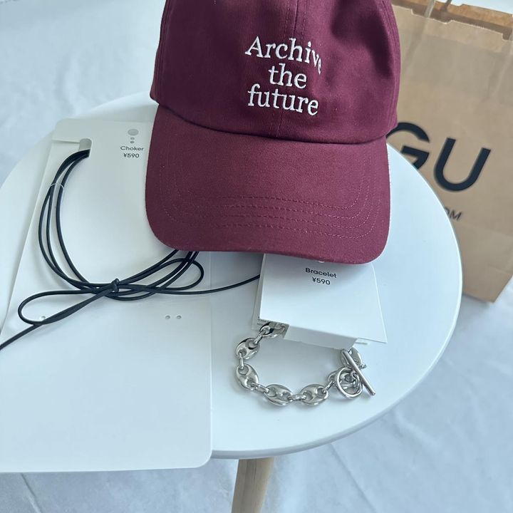 画像: ロゴキャップ