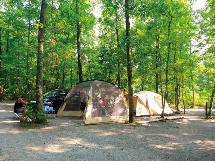 初心者キャンパーにおすすめ！秋冬に快適なキャンプ場15選【山梨県】