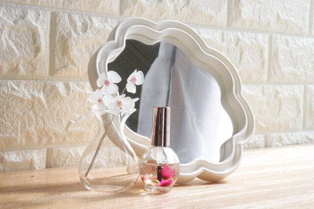 セリアのそのまま飾れるビーズフラワーミニブーケ アジサイ