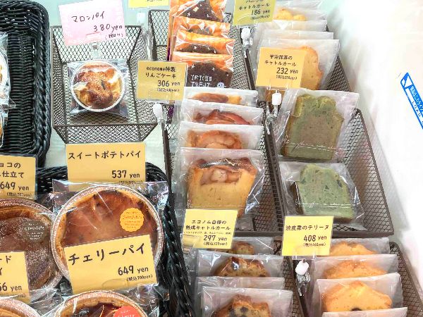 焼き菓子もあります