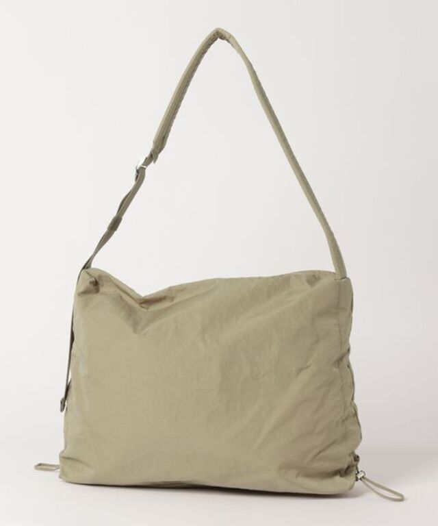 画像2: 出典：.st