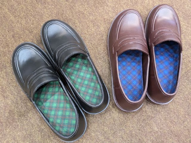 2足のローファー