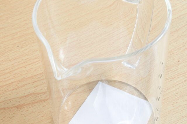 スリーコインズ 耐熱ガラス計量カップS 注ぎ口