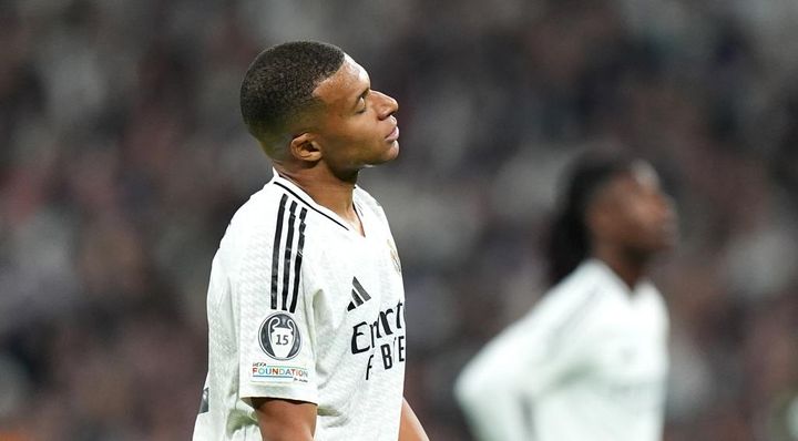 世界最強チーム、守備崩壊…かつての所属選手にズタズタに引き裂かれる