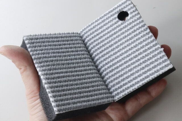 ダイソー 曲がるバスクリーナー（落ち落ちV） 曲がる