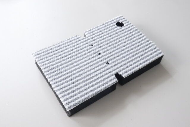 ダイソー 曲がるバスクリーナー（落ち落ちV） デザイン