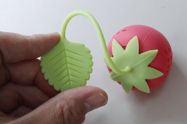 セリア ティーストレーナーいちご デザイン