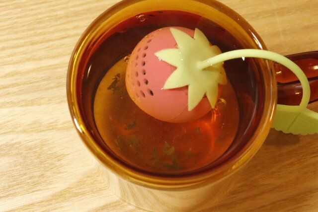 セリア ティーストレーナーいちご 茶葉