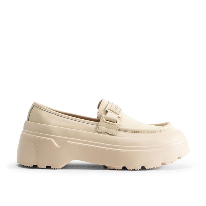 画像: リファインド エクスプローラー フラットフォーム ローファー - キャンバスクリーム 出典：ハンター