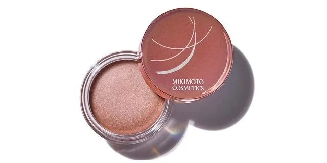 小倉 唯さんの美容に欠かせない愛用コスメ＆アイテム10選_8.ミキモト コスメティックス パールプレシャスオーラ クリームアイカラー 月焦