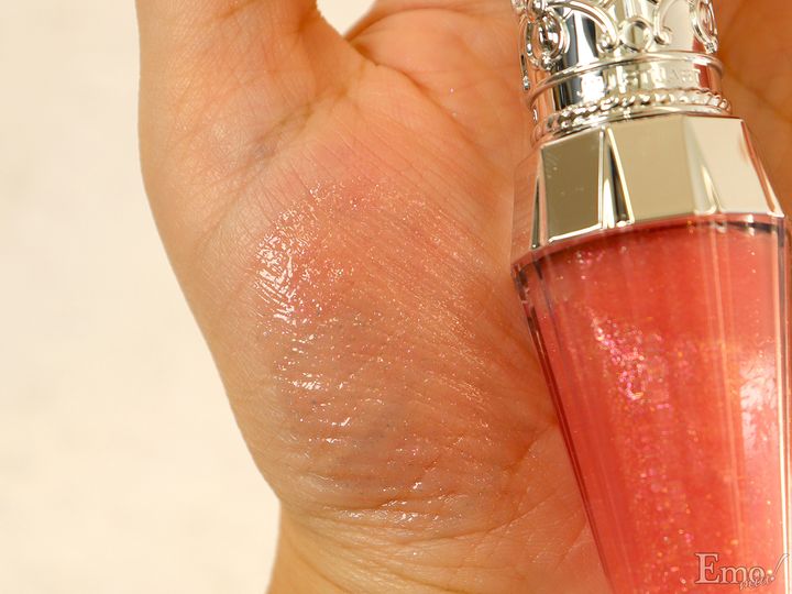 JILL STUART(ジルスチュアート)ホリデーにぴったりな3つの限定ギフトセット！全身を香りで、唇をうるおいで包み込む