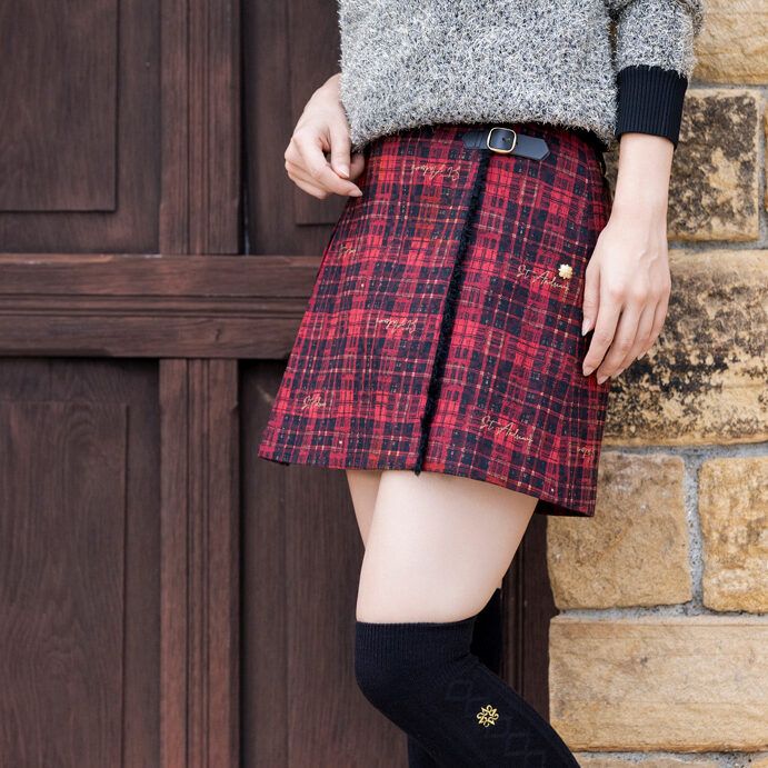 誰でも簡単にレディな雰囲気を作れる。冬にかわいいゴルフコーデ