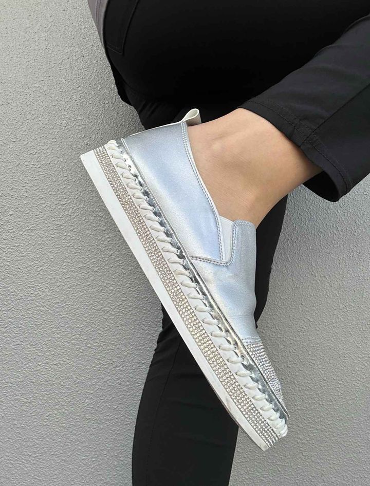 画像: 横からのデザインもかわいい♡