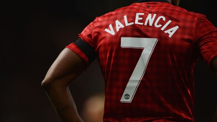 「背番号7」に違和感しかなかったサッカー界のスター7名！GKでつけた猛者も