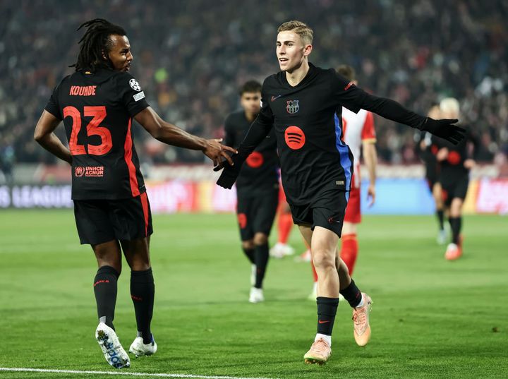 隙あらば来日するバルセロナの“親日家”DF、CLで衝撃の1試合3アシスト！「良い方向に進んでいる」