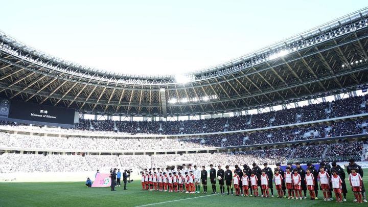 高校サッカーの「歴代応援マネージャー」が何度見てもスゴイ！“20代目”は16歳の月島琉衣さんに決定