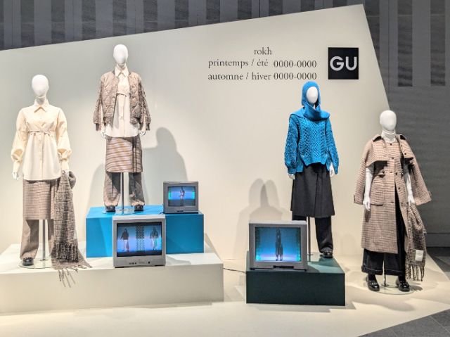 コラボ服を着たマネキン