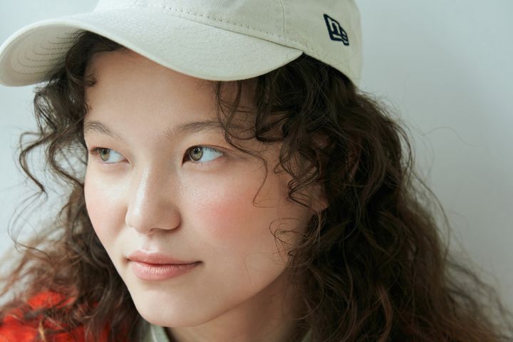 “チーク”古臭くなってない？《OSAJI》のフェイスカラーで簡単に可愛く