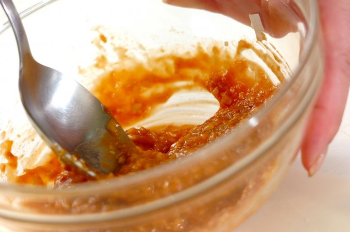 カブとブロッコリーの温野菜サラダコチュジャンダレの作り方2