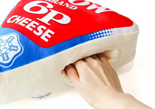 6Pチーズ クッション付録レビュー穴デザイン