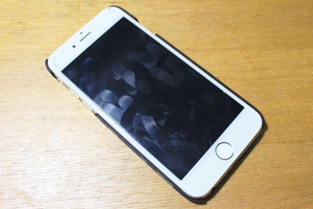 スマホ画面サラサラにする方法