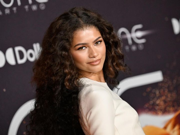 画像: ゼンデイヤとロバート・パティンソンが『ザ・ドラマ』の撮影