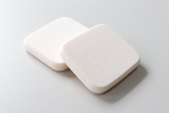 セリア スポンジパフ 2P