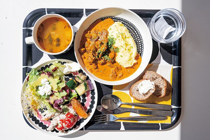 大人の社会見学！フィンランドで《マリメッコ》と《カレワラ》を深く知る