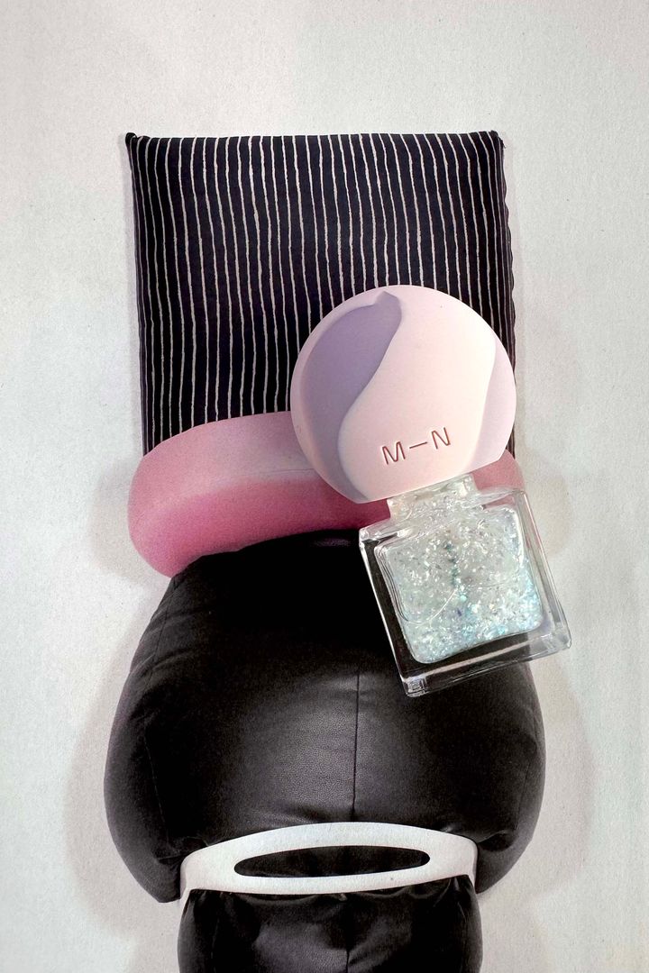 2024秋冬ネイルトレンド◇ ホリデーシーズンが楽しくなるおすすめネイルカラー2【ささやかですてきなもの 大谷有紀 vol.212】