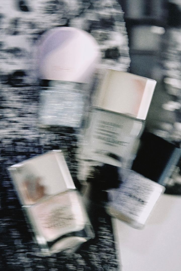 2024秋冬ネイルトレンド◇ ホリデーシーズンが楽しくなるおすすめネイルカラー2【ささやかですてきなもの 大谷有紀 vol.212】