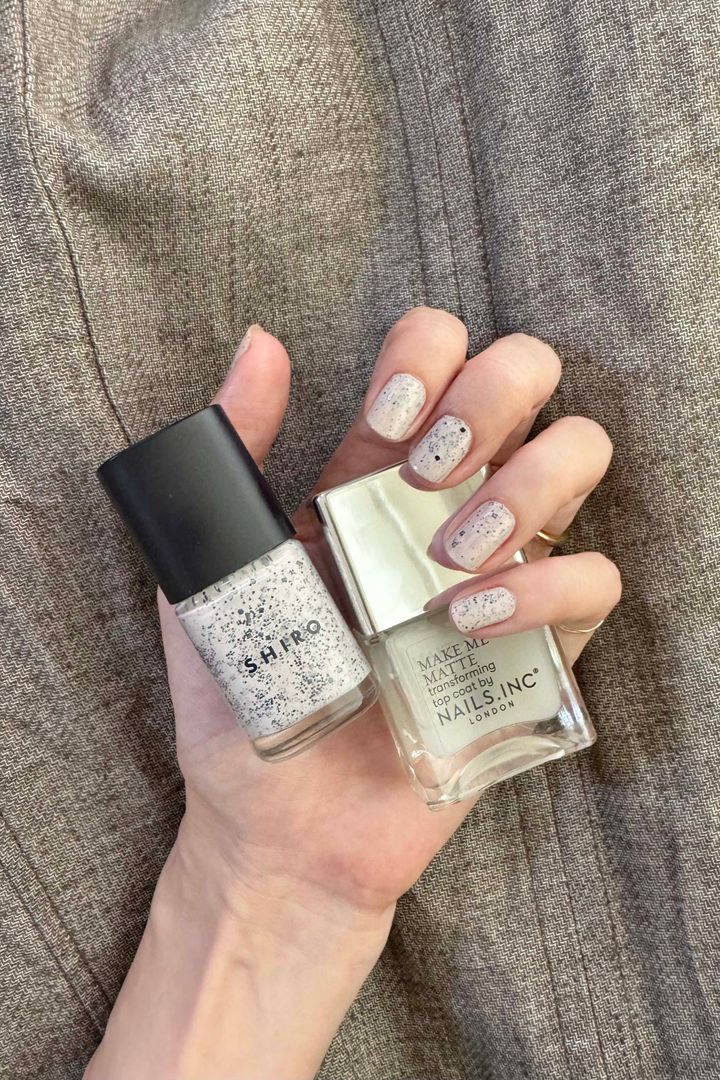 2024秋冬ネイルトレンド◇ ホリデーシーズンが楽しくなるおすすめネイルカラー2【ささやかですてきなもの 大谷有紀 vol.212】