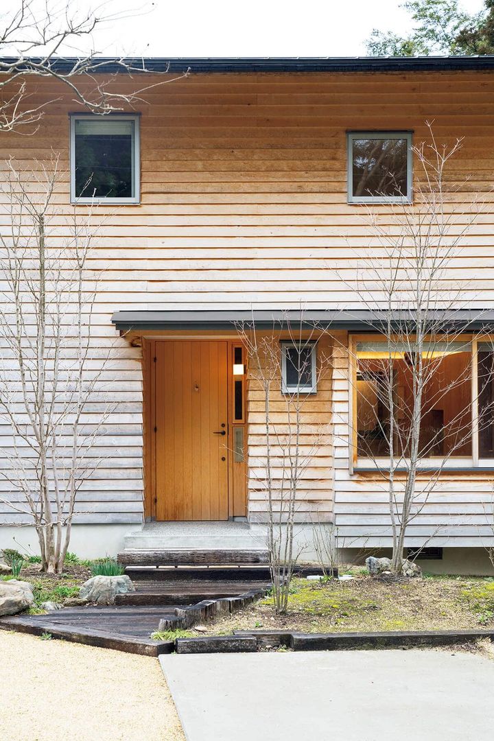 〈月とピエロ〉店主・長屋圭尚／石川県 自宅 入口