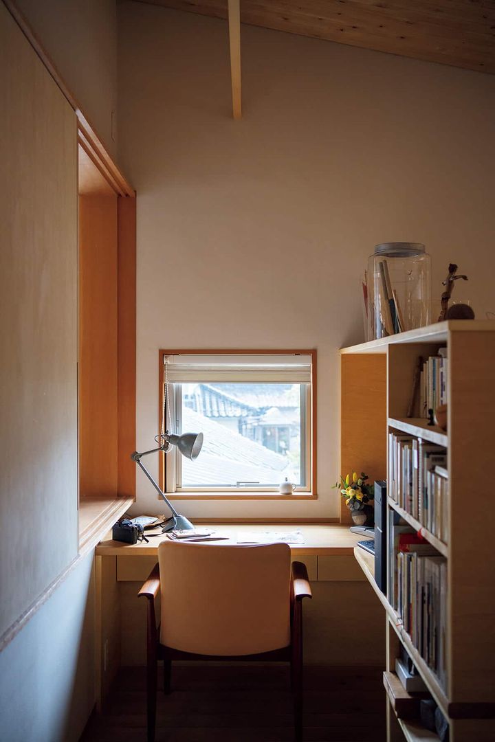 〈月とピエロ〉店主・長屋圭尚／石川県 自宅 書斎