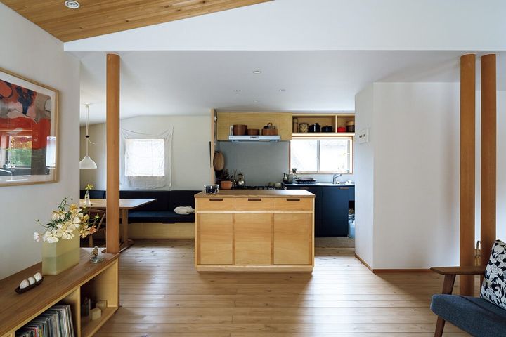 〈月とピエロ〉店主・長屋圭尚／石川県 自宅 キッチン・ダイニング