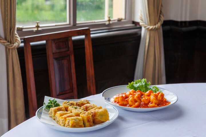 京都・鴨川ほとりのヴォーリズ建築「東華菜館」で、本格中華と空間美を満喫♪